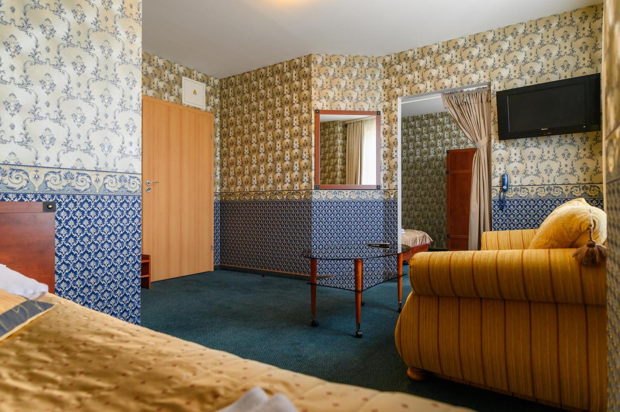 Apartamento Coliving Synet Mažeikiai Exterior foto