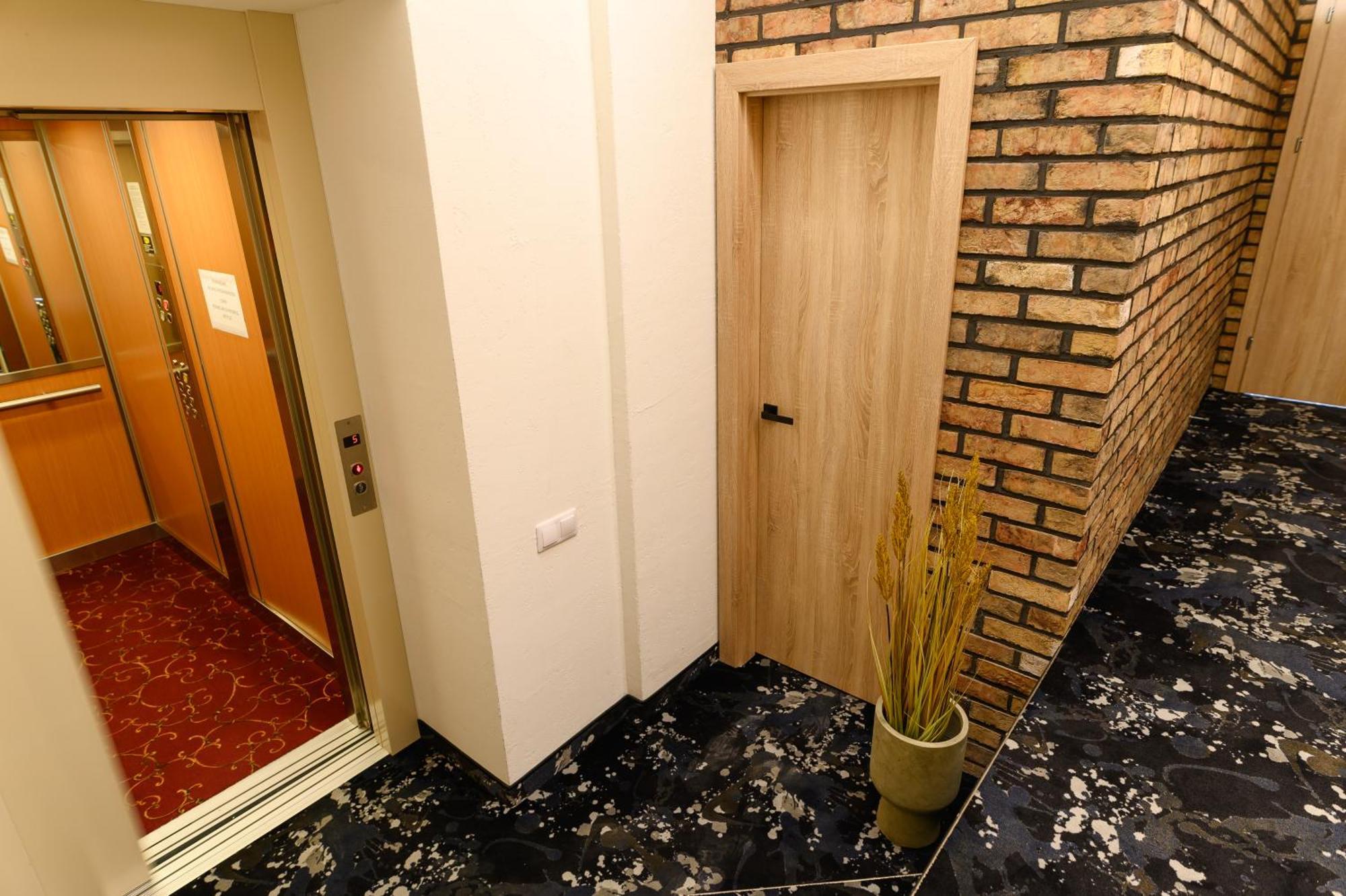 Apartamento Coliving Synet Mažeikiai Exterior foto
